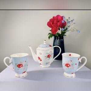 Grace Teaware fine porcelain shabby chic floral tea pot and 2 cups new